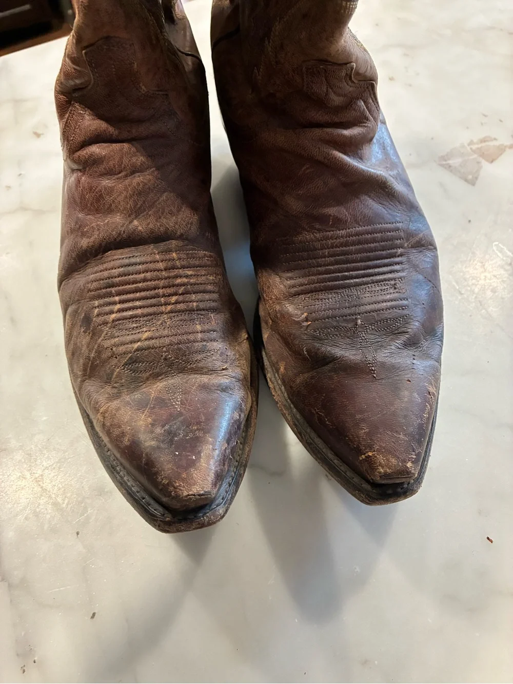 Lucchese 1883 crayton